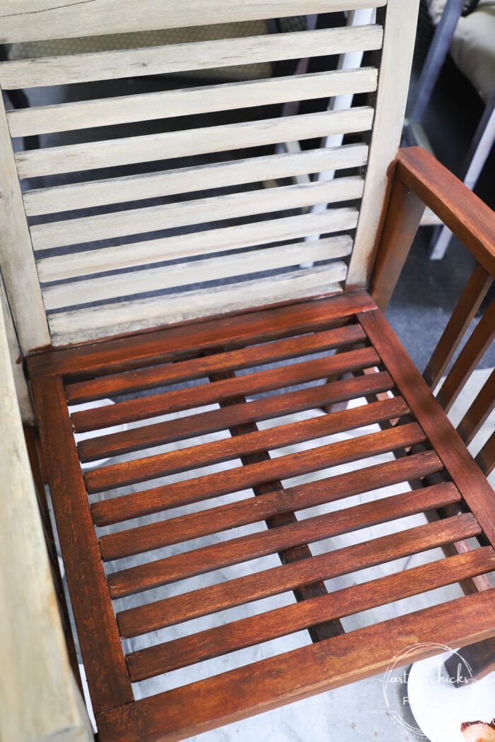 Refinish Outdoor Wood Furniture (easy with stain!) - Artsy Chicks Rule